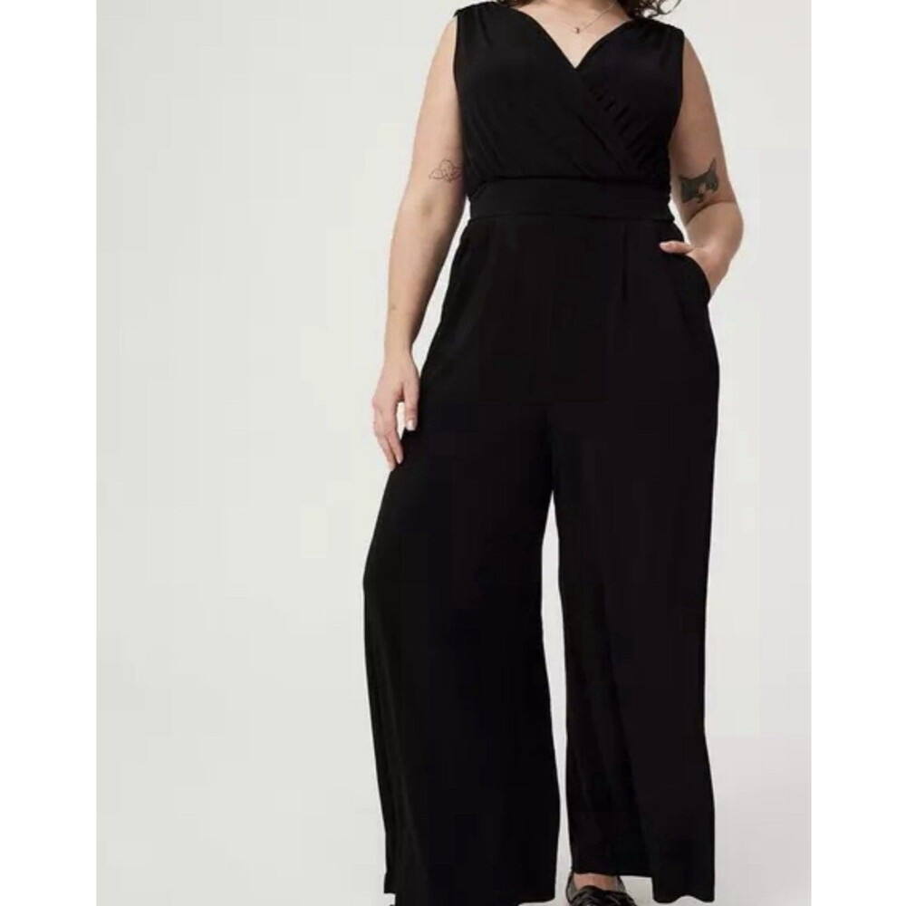 NWOT Woman’s Torrid Studio Knit Surplice Tie Blue Jumpsuit Blue Plus Size 3X